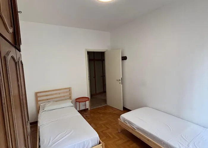 Apartman Side And View - New Bright Lecco
