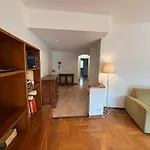 Side And View - New Bright Apartamento *