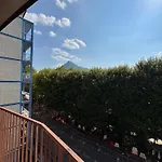 Apartamento Side And View - New Bright Lecco