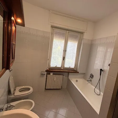 Side And View - New Bright Apartament *